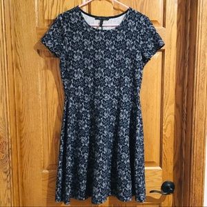 BCBGeneration Navy Floral Velvet Dress. Size M.